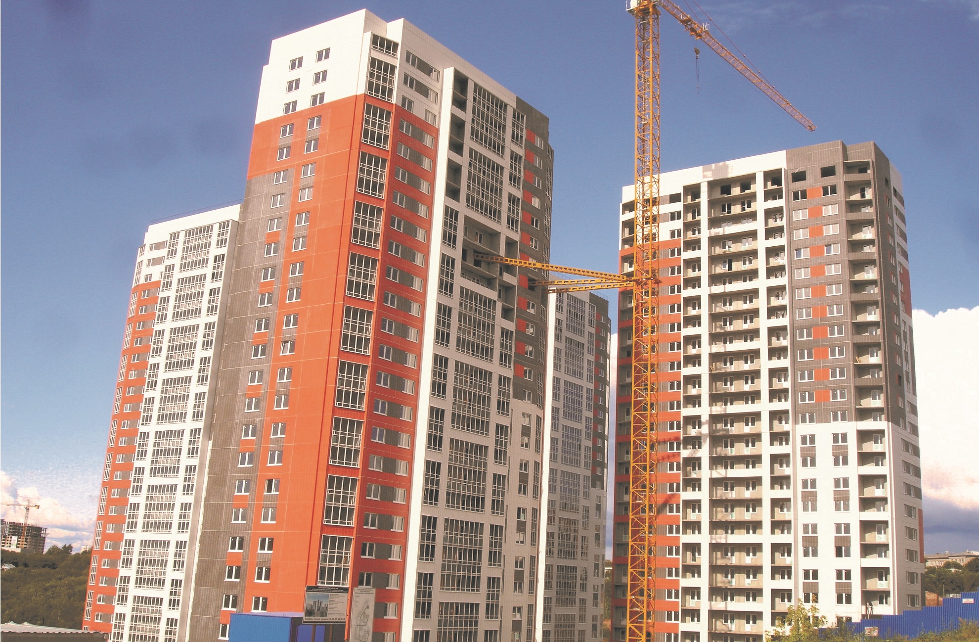 Строительство 7-ми 25-ти этажных домов КПД. Все элементы изготовлены на универсальном стенде ЗАО 